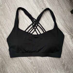 Lululemon black Flexyflex strappy yoga bra  S/M